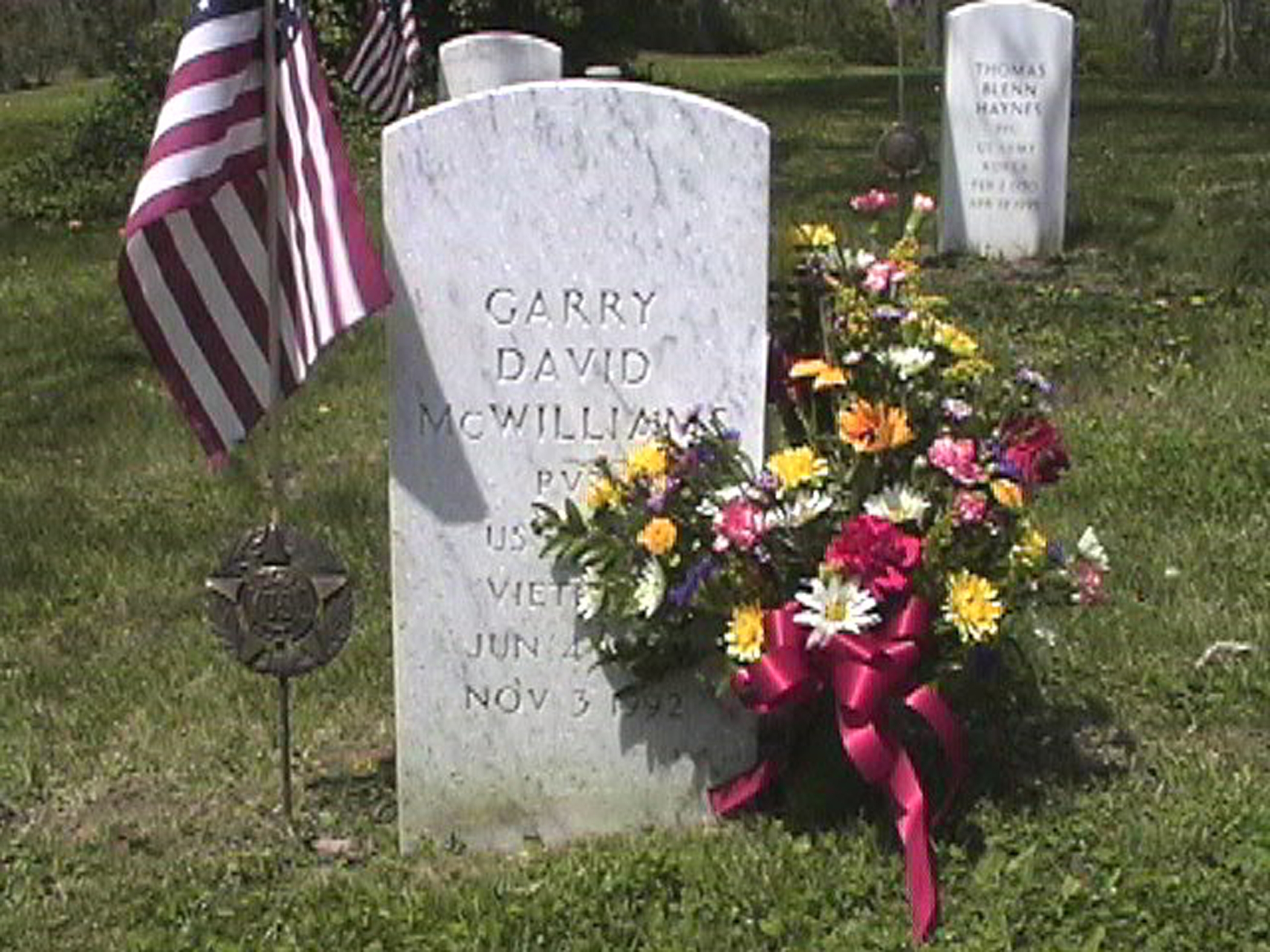 Garry D Mcwilliams gravesite
