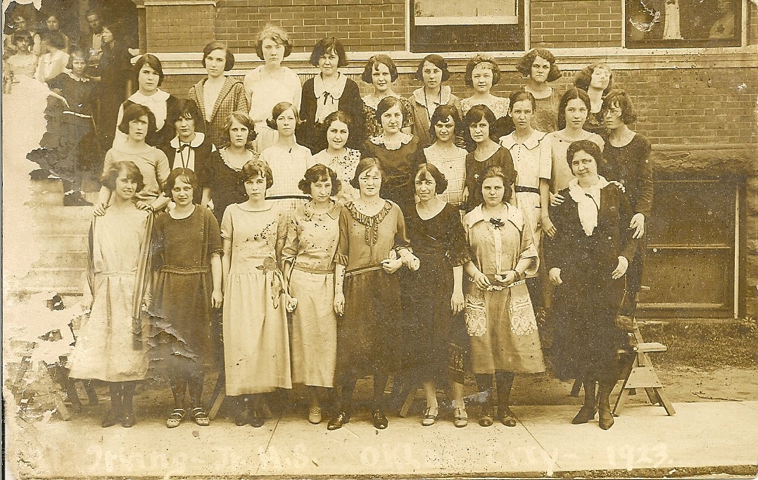 Irving Junior High School 1923