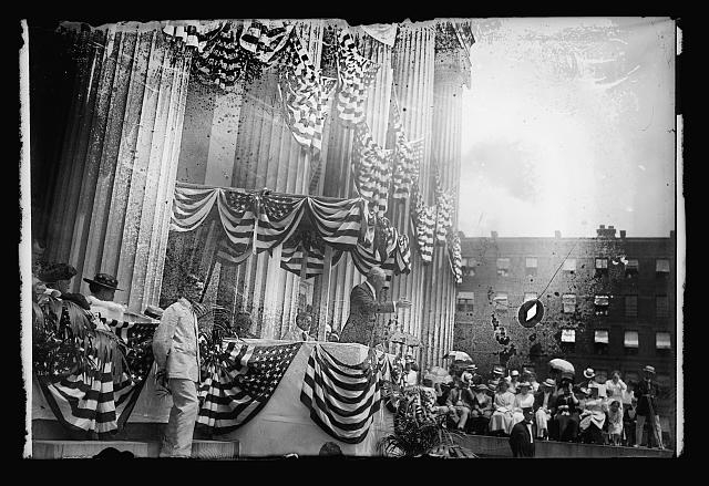 Flag day exercises, Treasury Bldg. Wash., D.C., May 1915