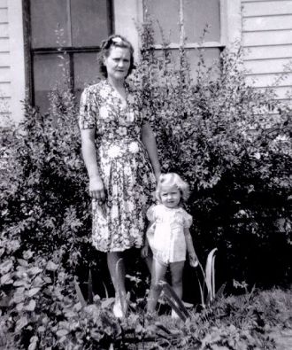 Nona Bell Bullington Williamson & Bella Jo