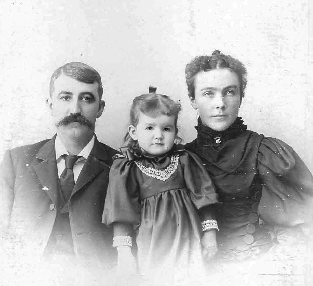 Ennis, Mary, & Grace Moore, Illinois c1895