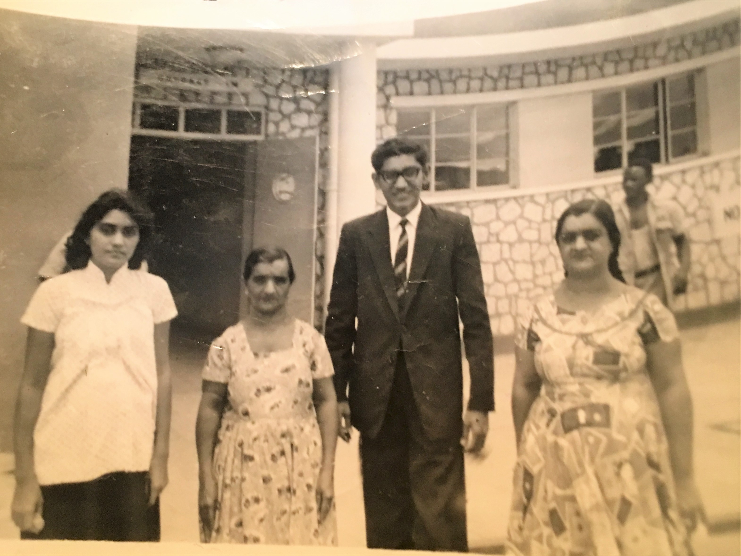 Ashak leaves for U.K.   1960 