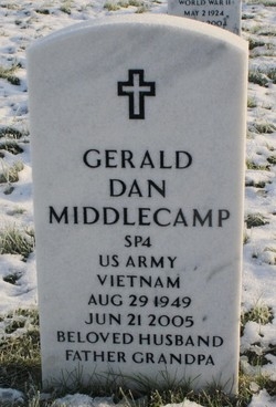 Gerald Dan Middlecamp Gravesite