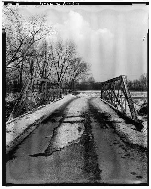 4. VIEW OF WEST PORTAL - Washingtonville Bridge,...