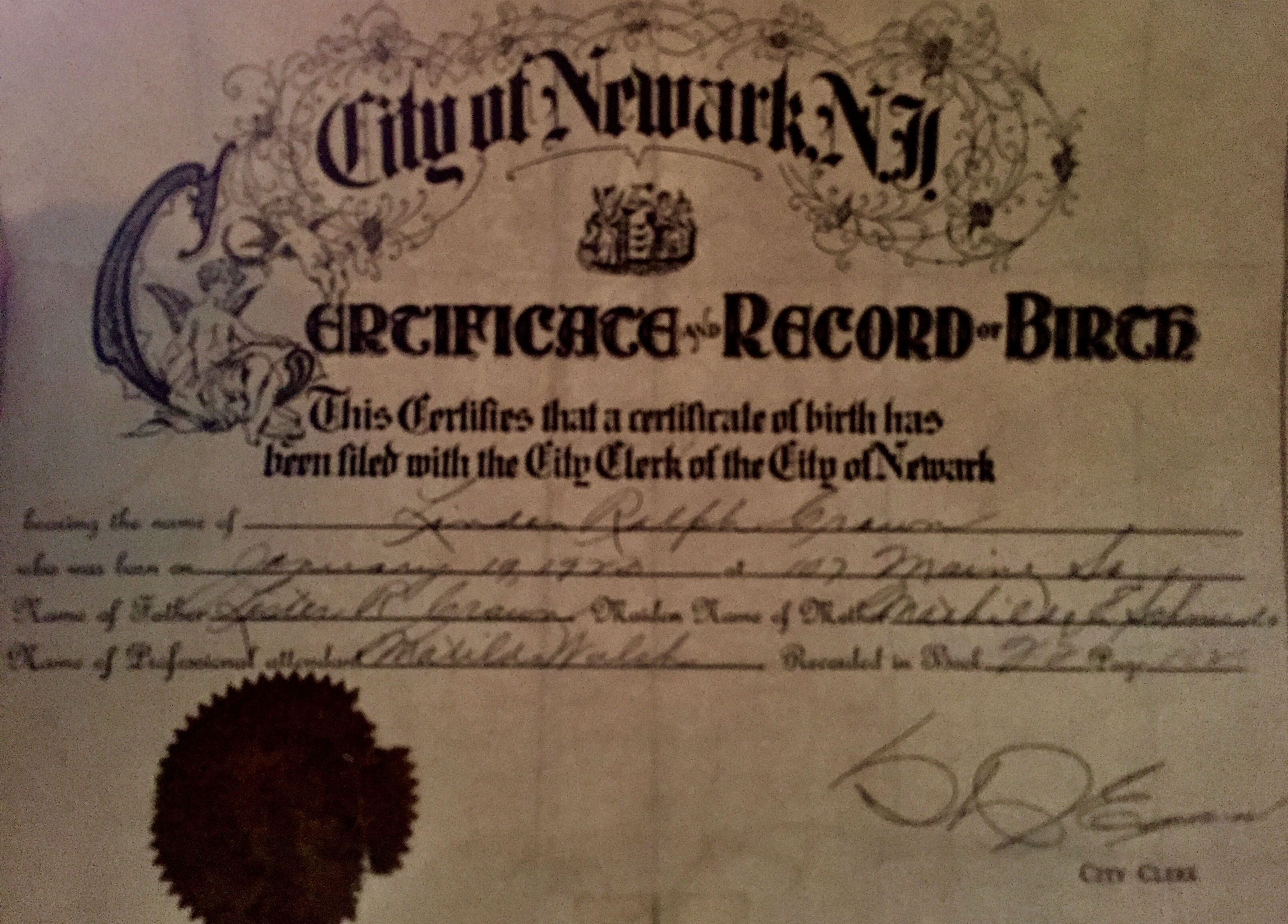 Linden R Crawn Birth Certificate