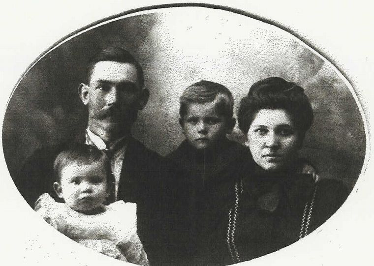 Albert M. Carl, Anna Emeline Partlow & Family