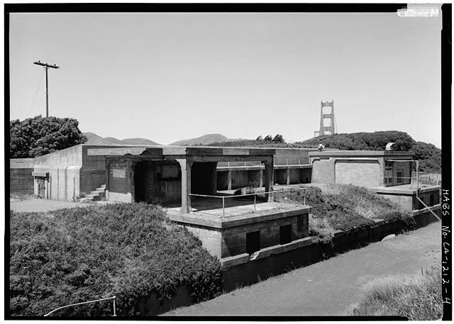 4. REAR VIEW OF CONCRETE GUN EMPLACEMENTS - Presidio of...