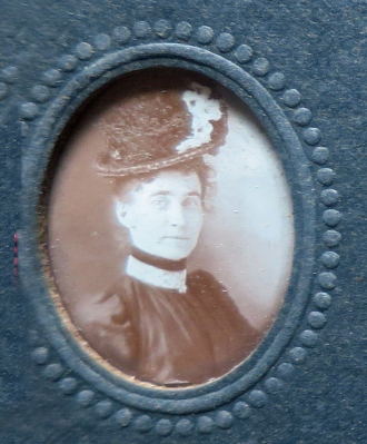 Mary Luvilla (Nicholson) Lampman