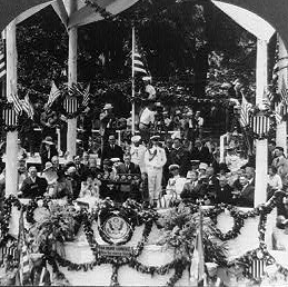 Col. Lindbergh acknowledging the nation's welcome,...