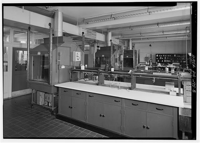 INTERIOR VIEW OF SECOND-FLOOR LABORATORY - Alcoa Research...