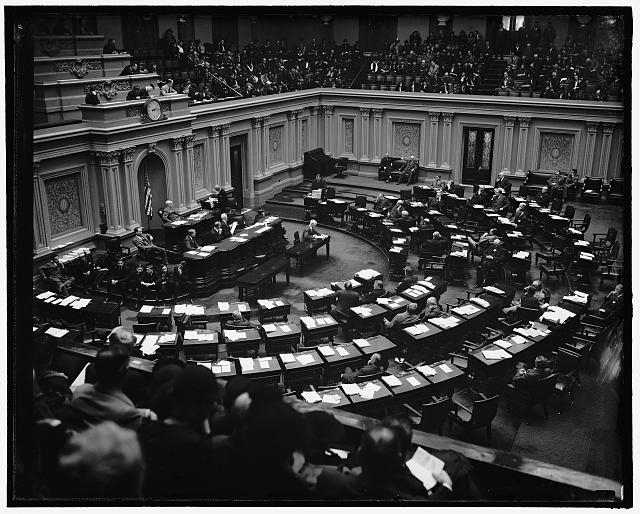 Gen'l. view of Senate in session hearing Hopkins...