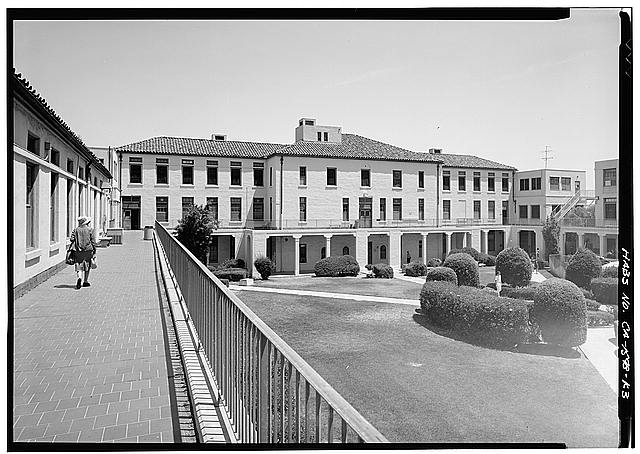 3. OVERALL SOUTH SIDE FROM BALCONY - U.S. Naval Hospital,...