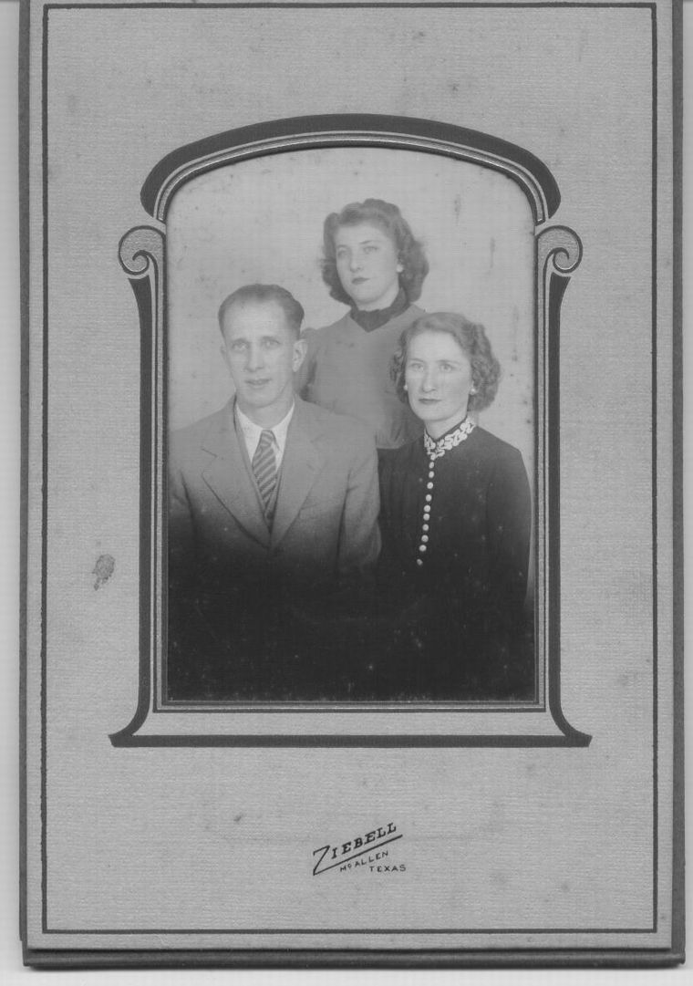 Family photo: Marion, Eunice, & Virginia