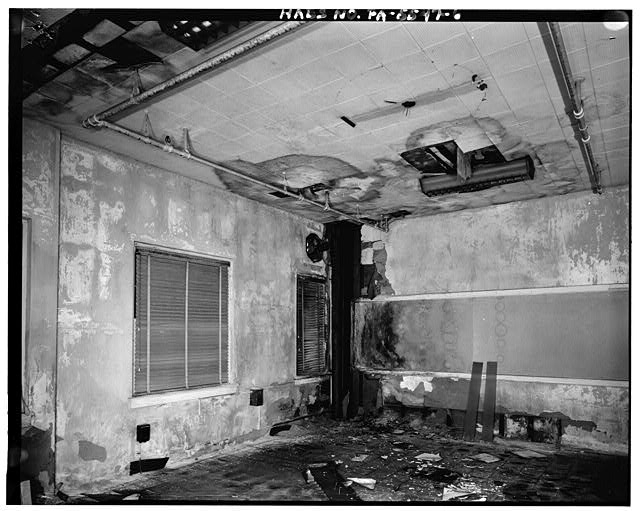 6. SECOND FLOOR, LOOKING NORTHWEST 219 FERRY STREET -...