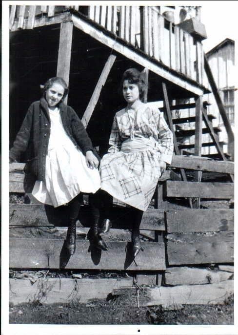 Pearl Gibson with Stepsister inlaw Mary Gilbert