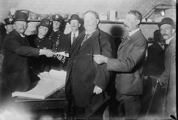 President William Howard Taft, voting 1908