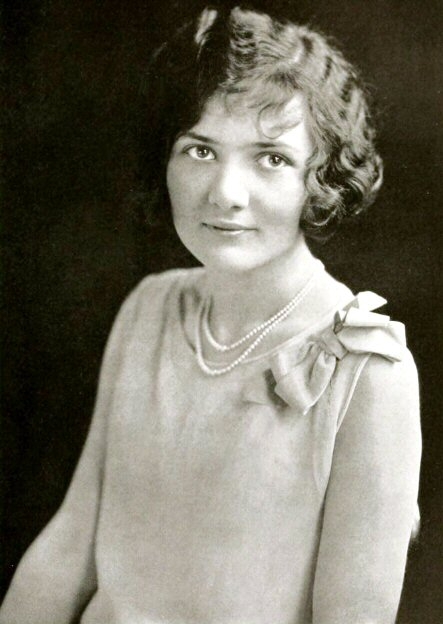 Leona Loeffler, Ohio, 1926