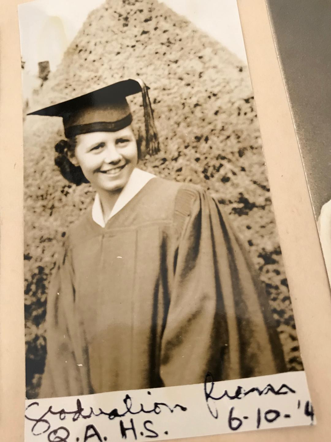 Elaine Marguerite (Kroetch) Bell Gillett