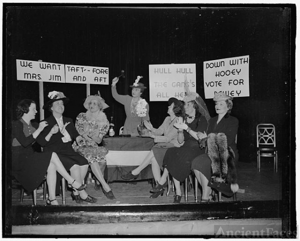 Women's Press Club Skit Instructs Future First Ladies On