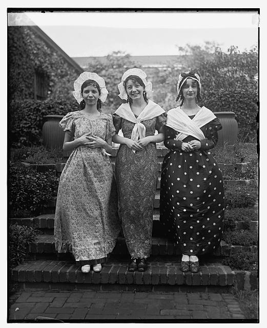 Lowel factory girls, Women's Nat'l Trade Union League...