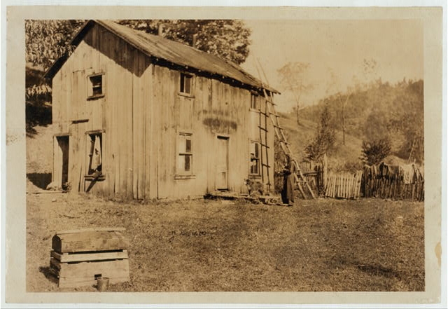The "East Side" of Pocahontas Country. The Aldrich home,...