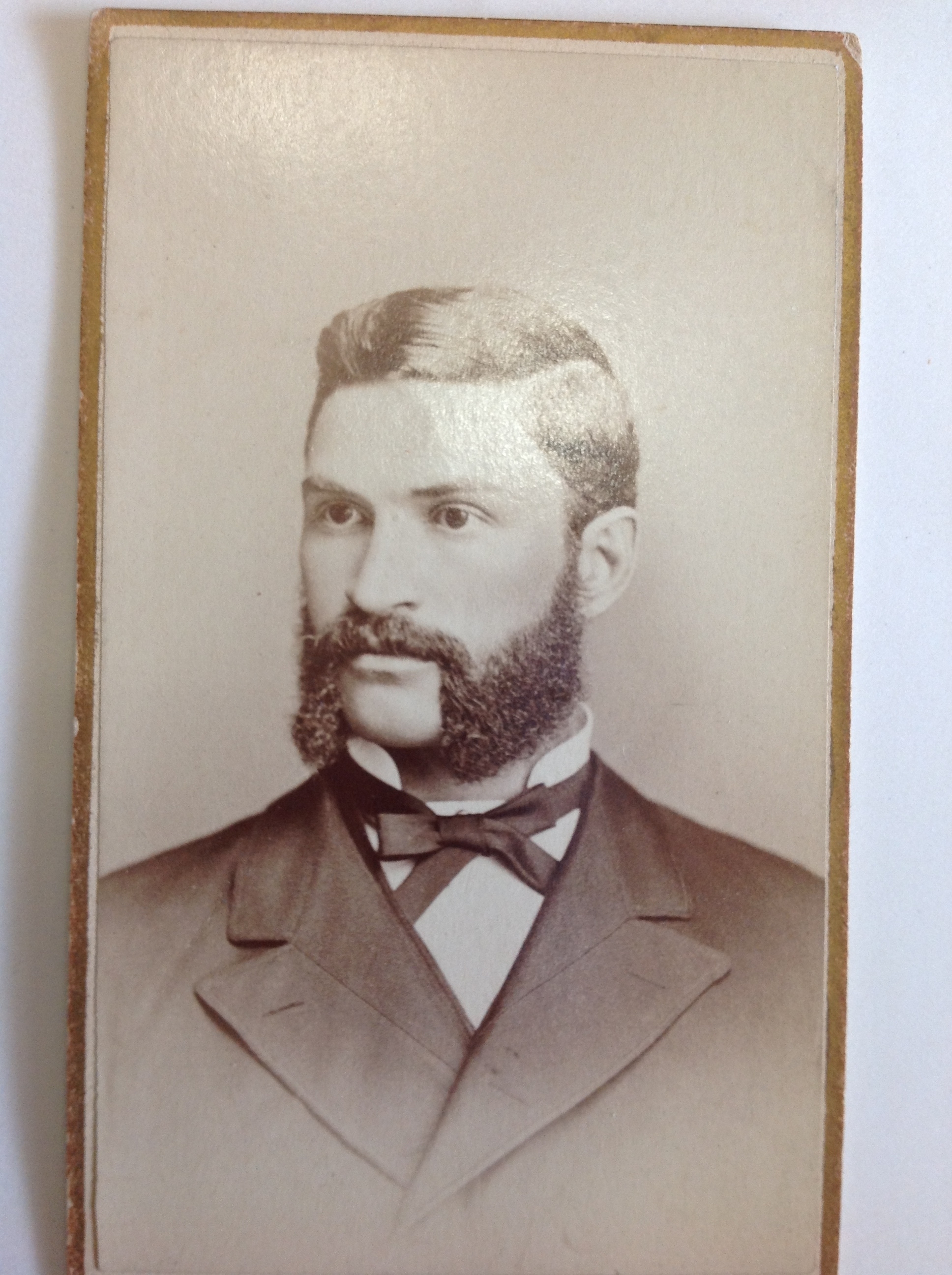 George L. Leslie 
