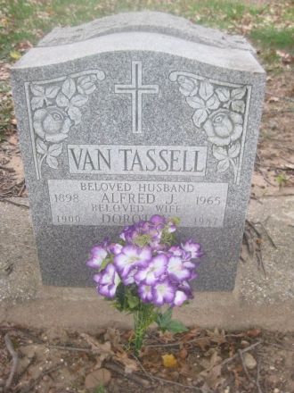 Dorothy Van Tassell