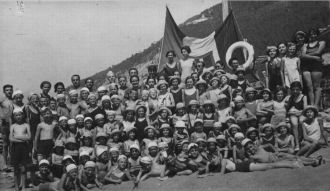 A Colonia groups