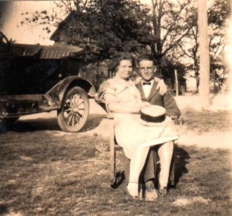 OLE SHEP AND YOUNGER SISTER PEG,SHEPPARD,HUFFMAN  