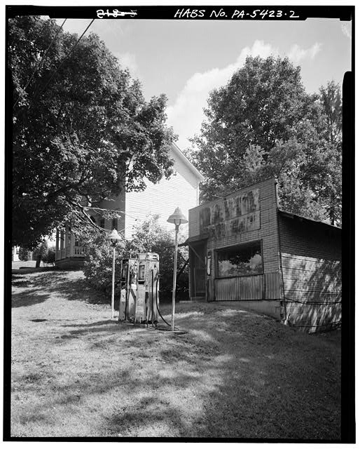 2. ENVIRONMENTAL: SOUTH SIDE LOOKING NORTH - Andrew Andre...