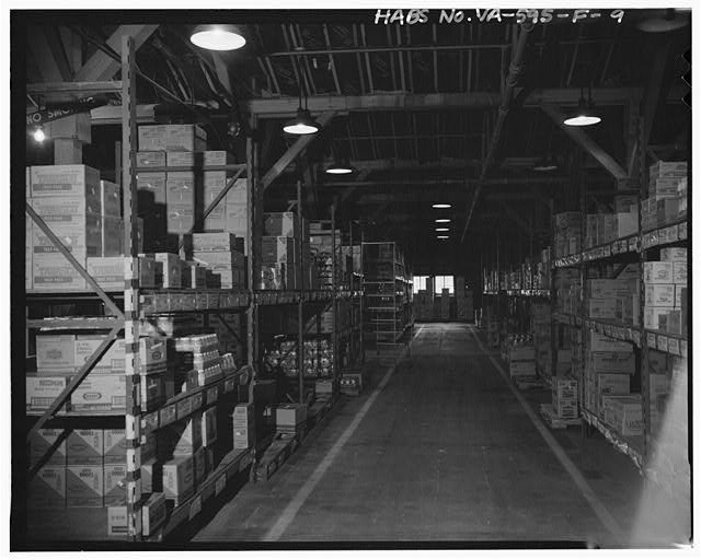 9. EAST AISLE, INTERIOR, LOOKING NORTH - Fort Monroe,...