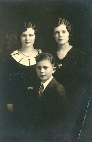 Ila,Darrell & Ethel Harclerode 1920's