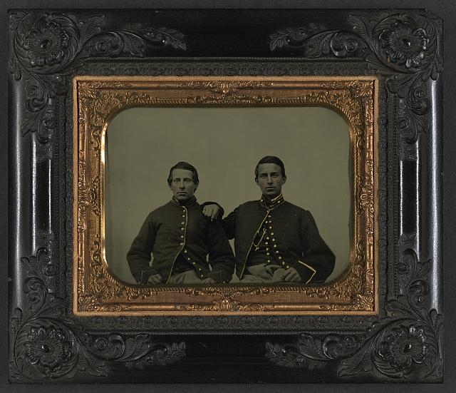 [Two unidentified soldiers in Union uniforms]