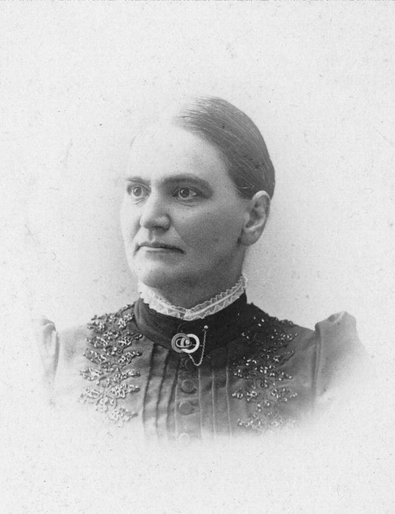 Mrs. Lena Haeltzel