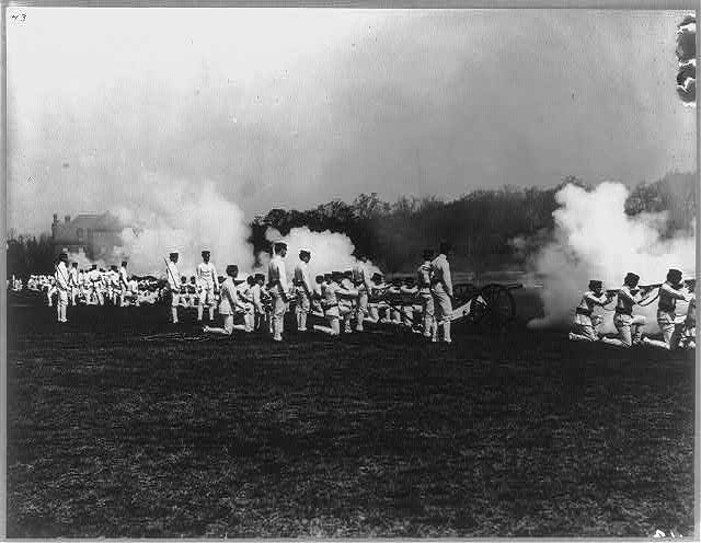 U.S. Naval Academy, Annapolis: artillery drill