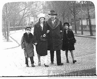Albert Nicolaus Family, 1928 Germany