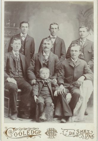 Denevan Men
