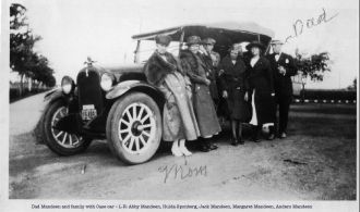 Abby, Jack, Margaret, & Anders Mandeen, 1917