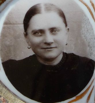 A photo of Emma J (Behr) Crenwelge