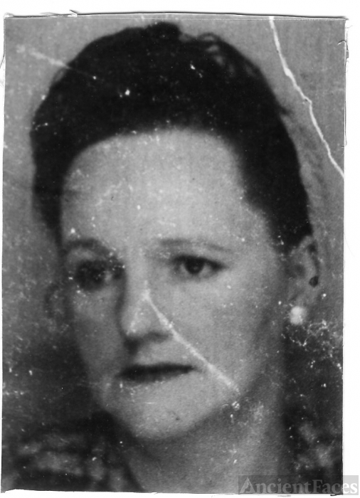 Genevieve Bevins
