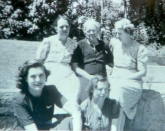 Five Haskit women (various ages)