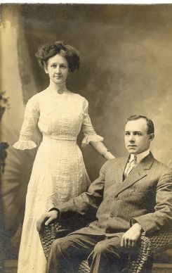Etta and Fred Chardavoyne portrait