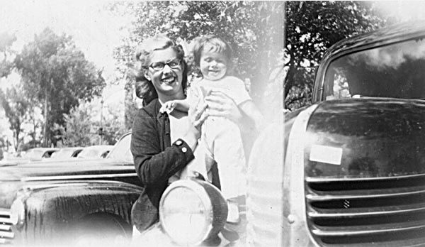 Nancy Allen with her cousin, Joyce
