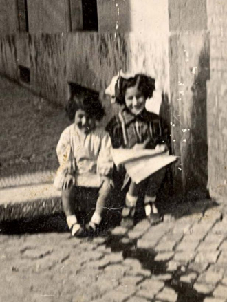 Anticoli sisters