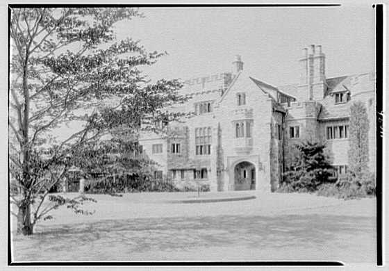 Clarence McK. Lewis, Skylands Farm, residence in...