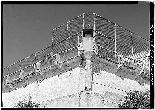 10. GUARD HOUSE, SOUTHWEST CORNER OF YARD - Alcatraz,...
