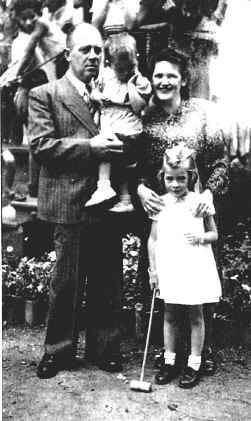 Fanny and Albert Cogan 1942