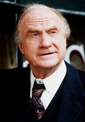 A photo of Jack Warden
