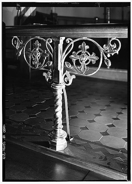 28. May 1968 DETAIL OF TYPICAL ALTAR RAIL BRACKET -...