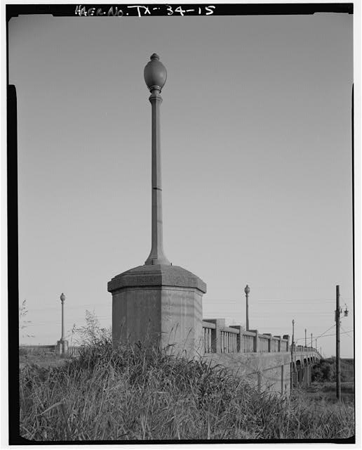 DETAIL OF PYLON AND LAMP POST AT NW CORNER, FROM N. -...